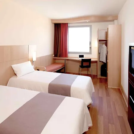 Ibis 2* Lleida